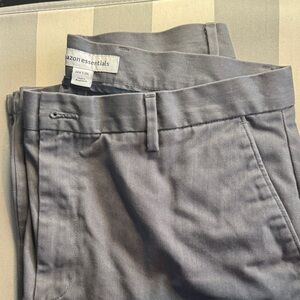 Amazon Essentials Men's Classic Gray Chinos